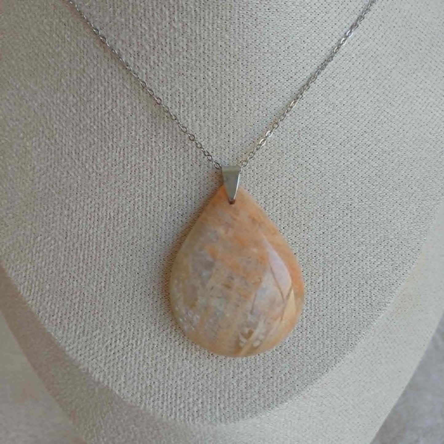 Pendentif Pierre de Lune (n°60) Perla Terra