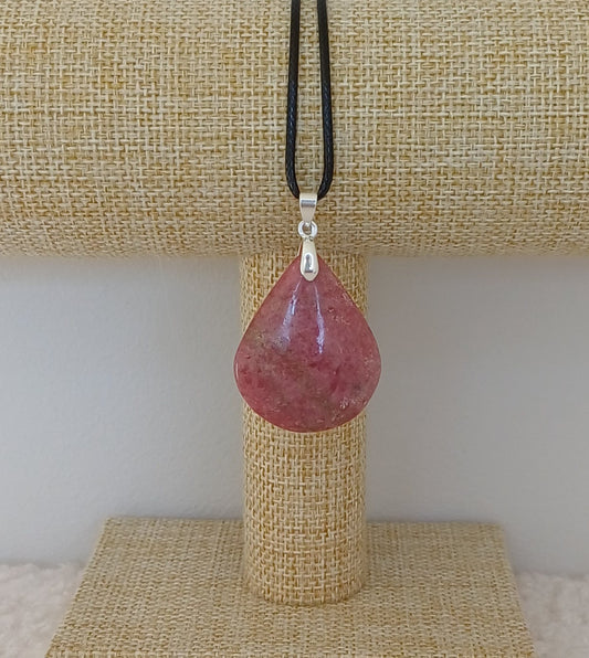 Pendentif Goutte Rhodonite (Qualité EXTRA)
